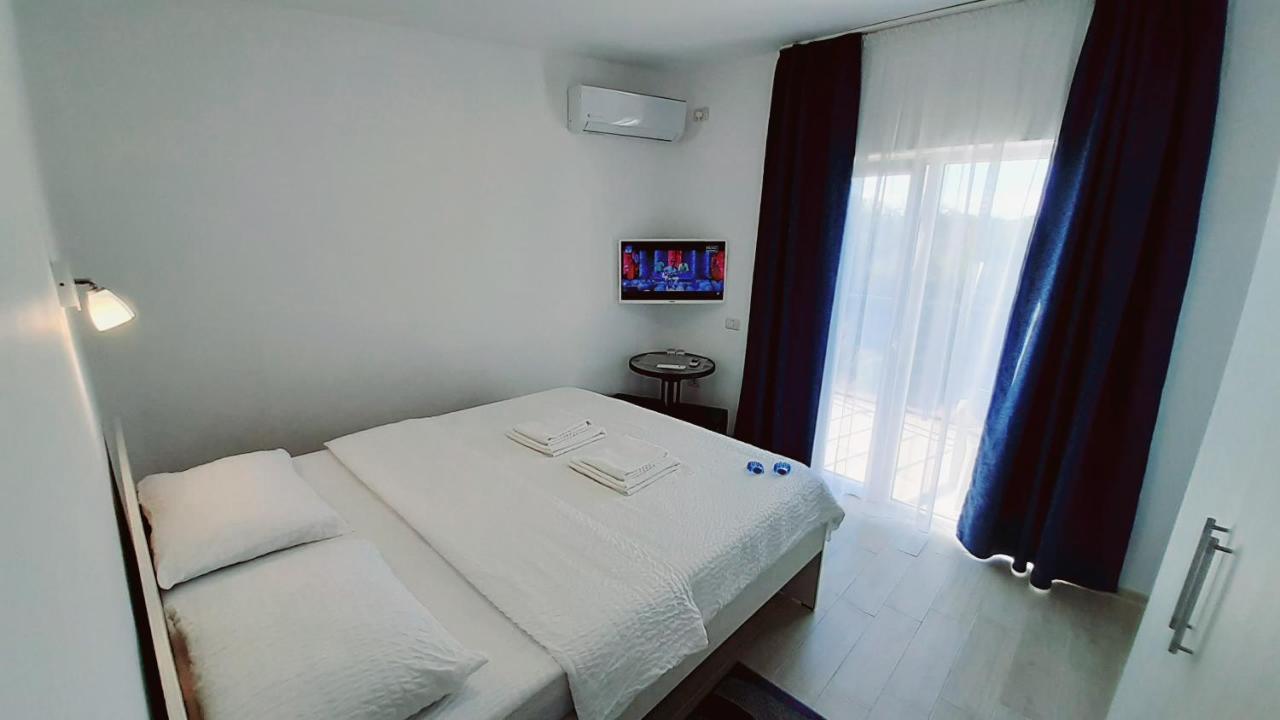 Gazde/Camere de închiriat Tropicana Eforie Sud (Constanta)