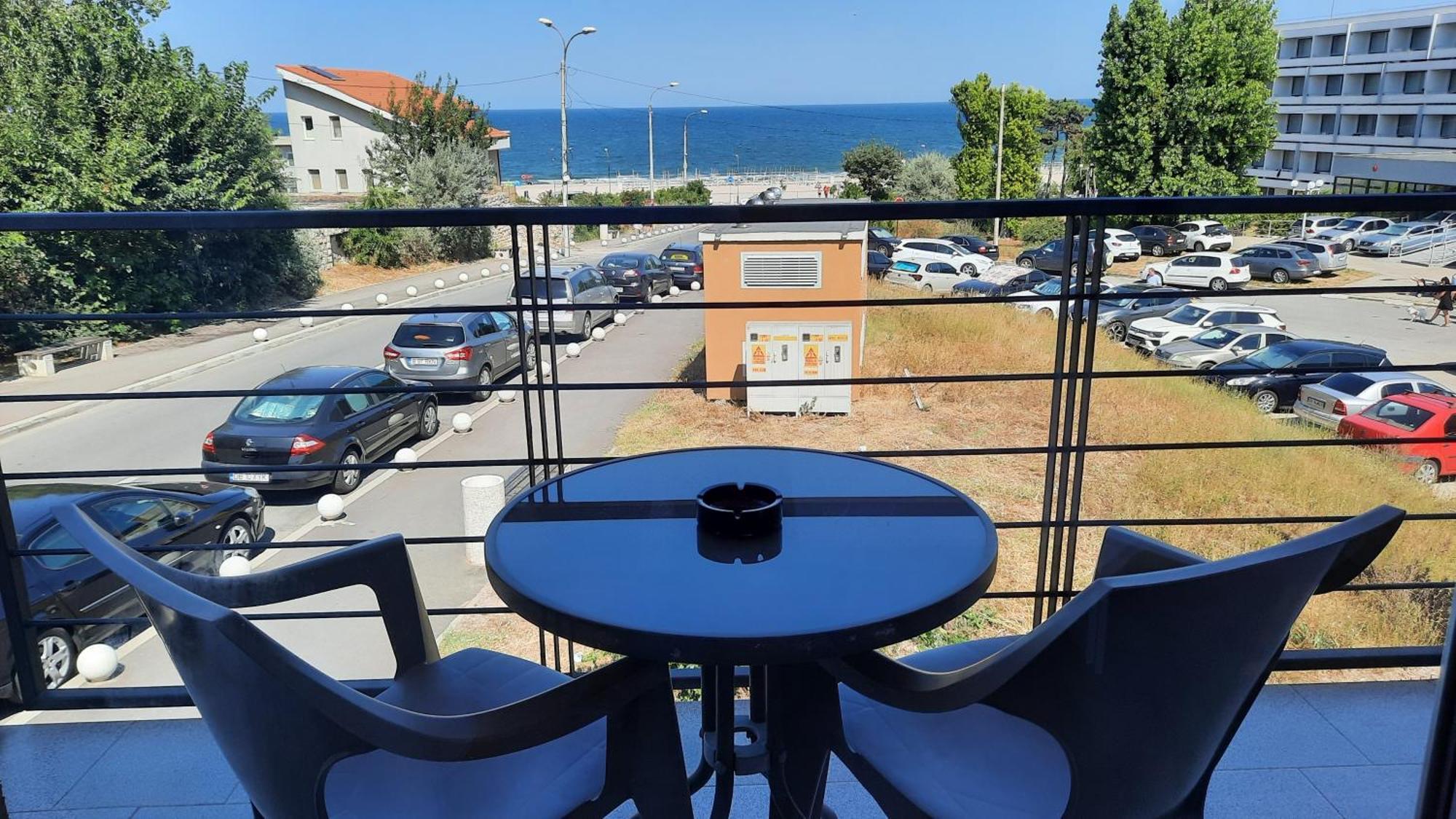 Tropicana Gazde/Camere de închiriat Eforie Sud (Constanta)